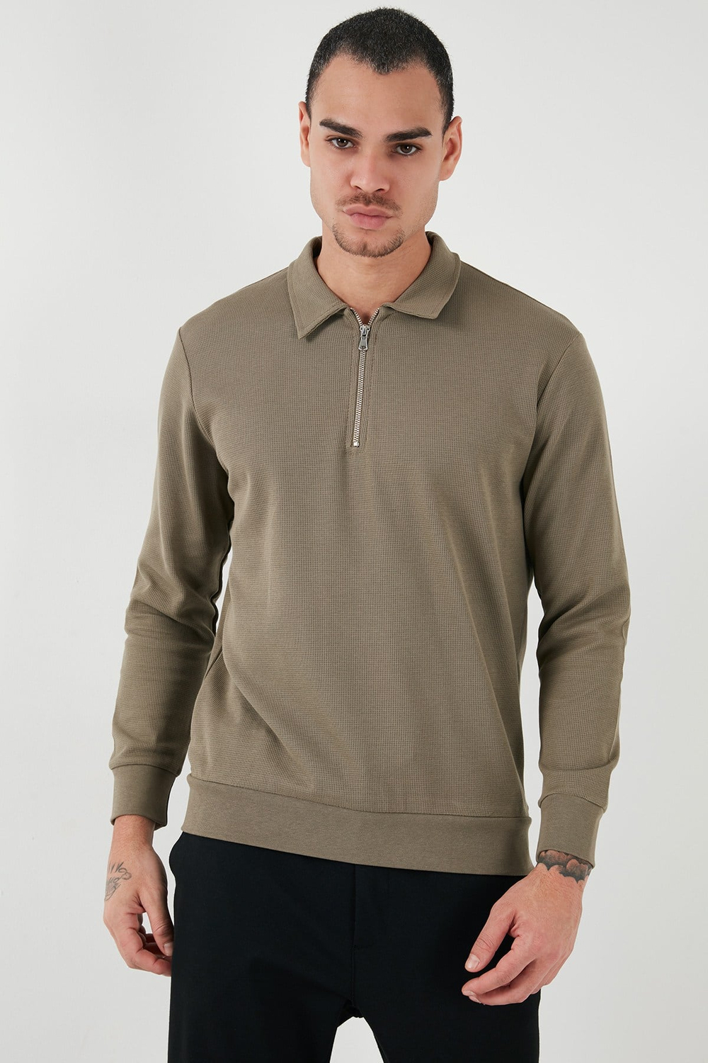 Pamuklu Regular Fit Yarım Fermuarlı Polo Yaka Erkek Sweat 5905805 Vizon Yeşili