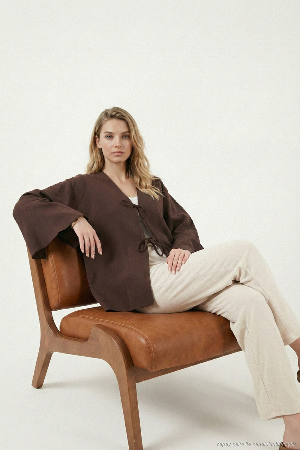 Pamuklu Relaxed Fit Bağlamalı Yırtmaçlı Kol Detaylı Kadın Gömlek 6925425 KAHVE