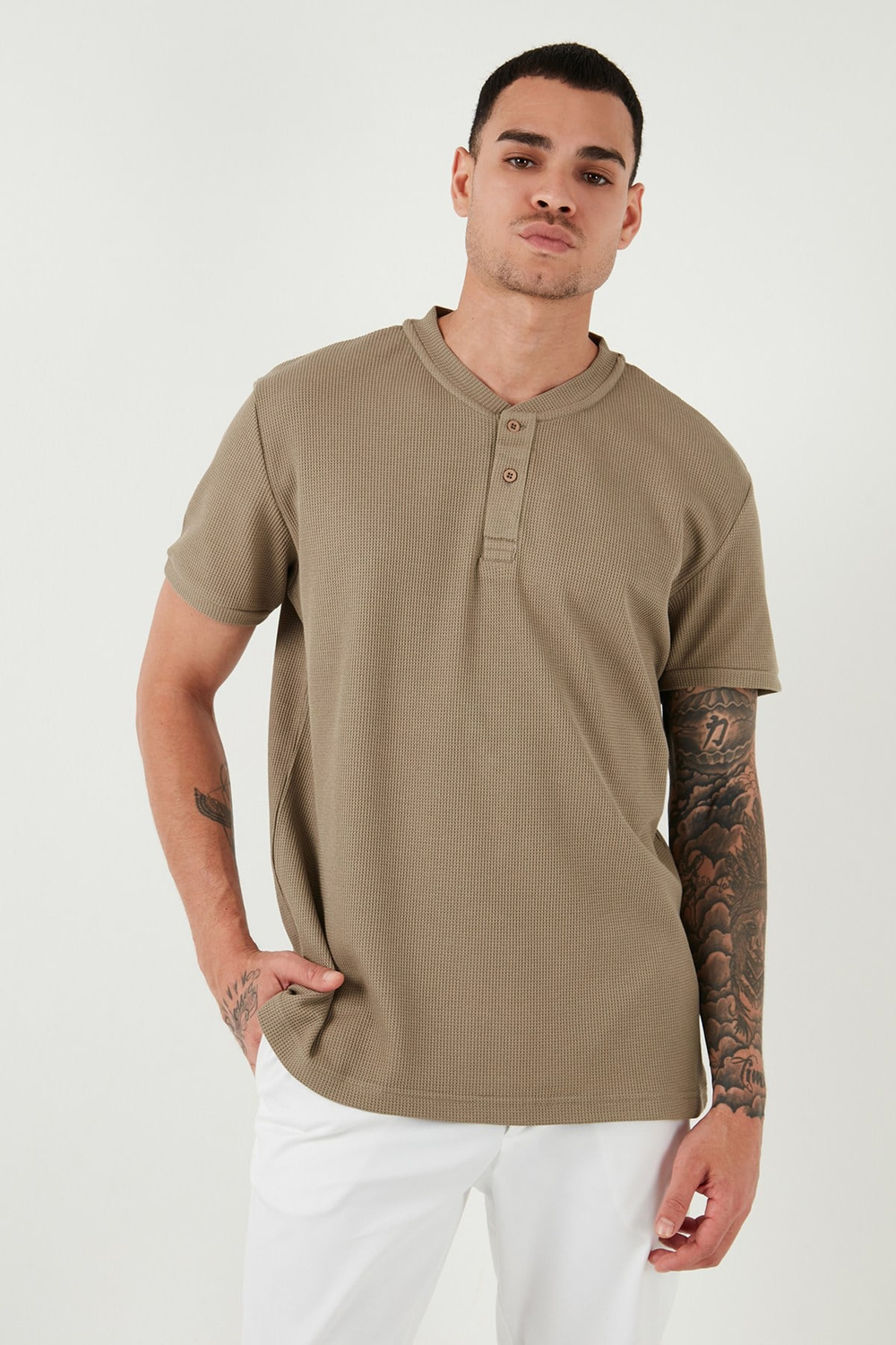 Pamuklu Relaxed Fit Düğmeli Sıfır Yaka Erkek T Shirt 5902737 Vizon Yeşili