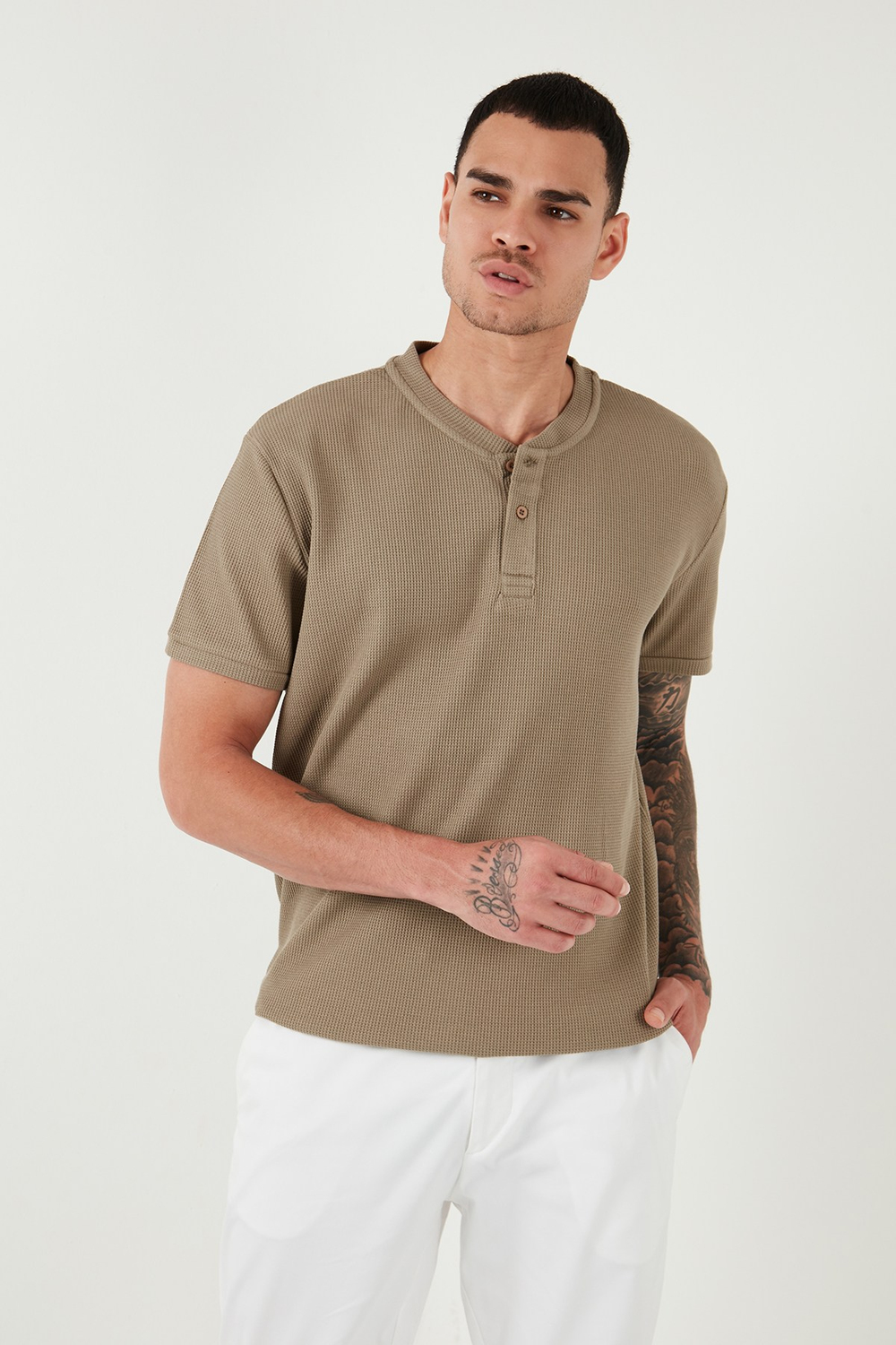 Pamuklu Relaxed Fit Düğmeli Sıfır Yaka Erkek T Shirt 5902737 Vizon Yeşili
