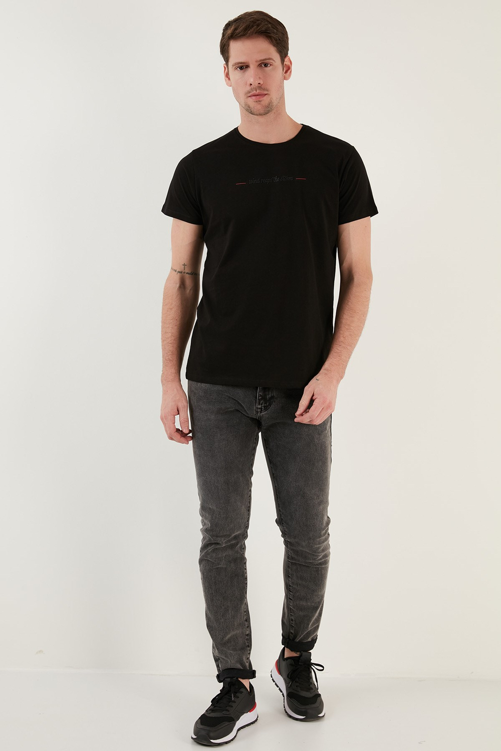 Pamuklu Slim Fit Bisiklet Yaka Erkek T Shirt 541WIND SİYAH