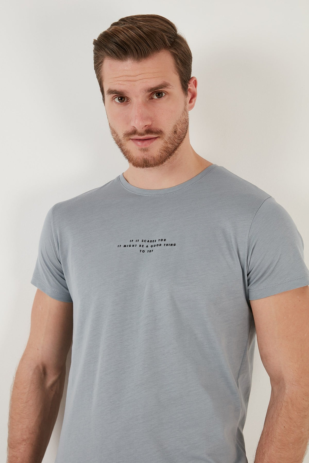 Pamuklu Slim Fit Bisiklet Yaka Erkek T Shirt 541IFIT AÇIK GRİ