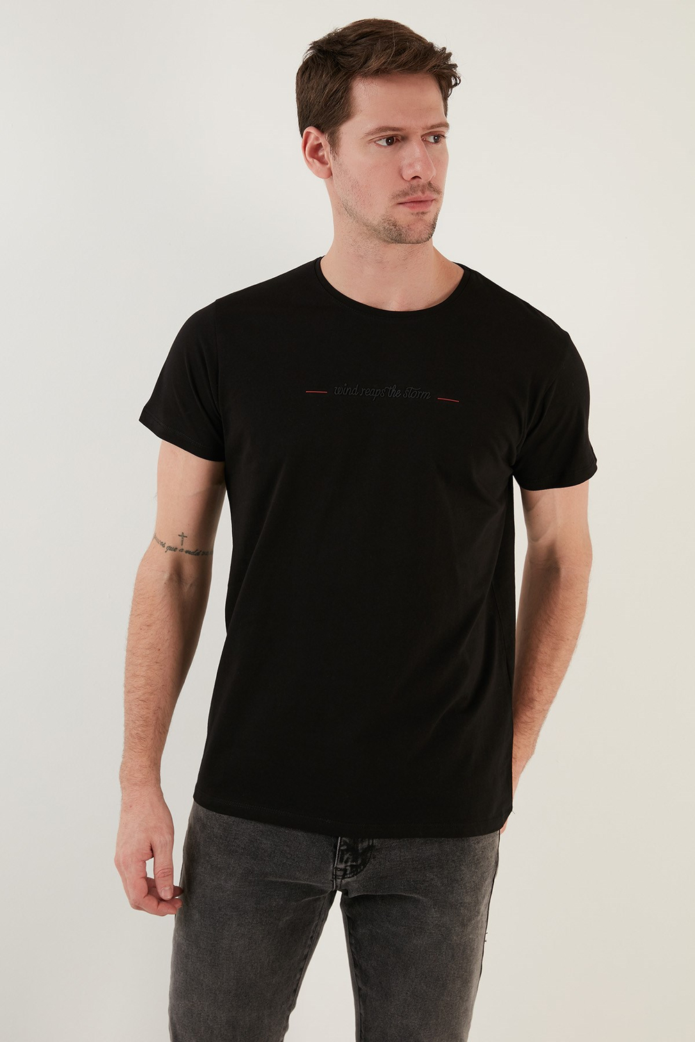 Pamuklu Slim Fit Bisiklet Yaka Erkek T Shirt 541WIND SİYAH