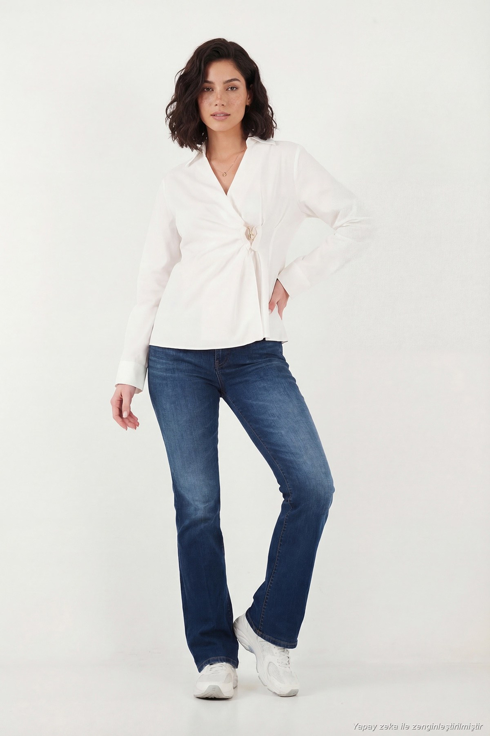 Pamuklu Slim Fit Toka Detaylı Uzun Kollu Kadın Gömlek 6778317 BEYAZ
