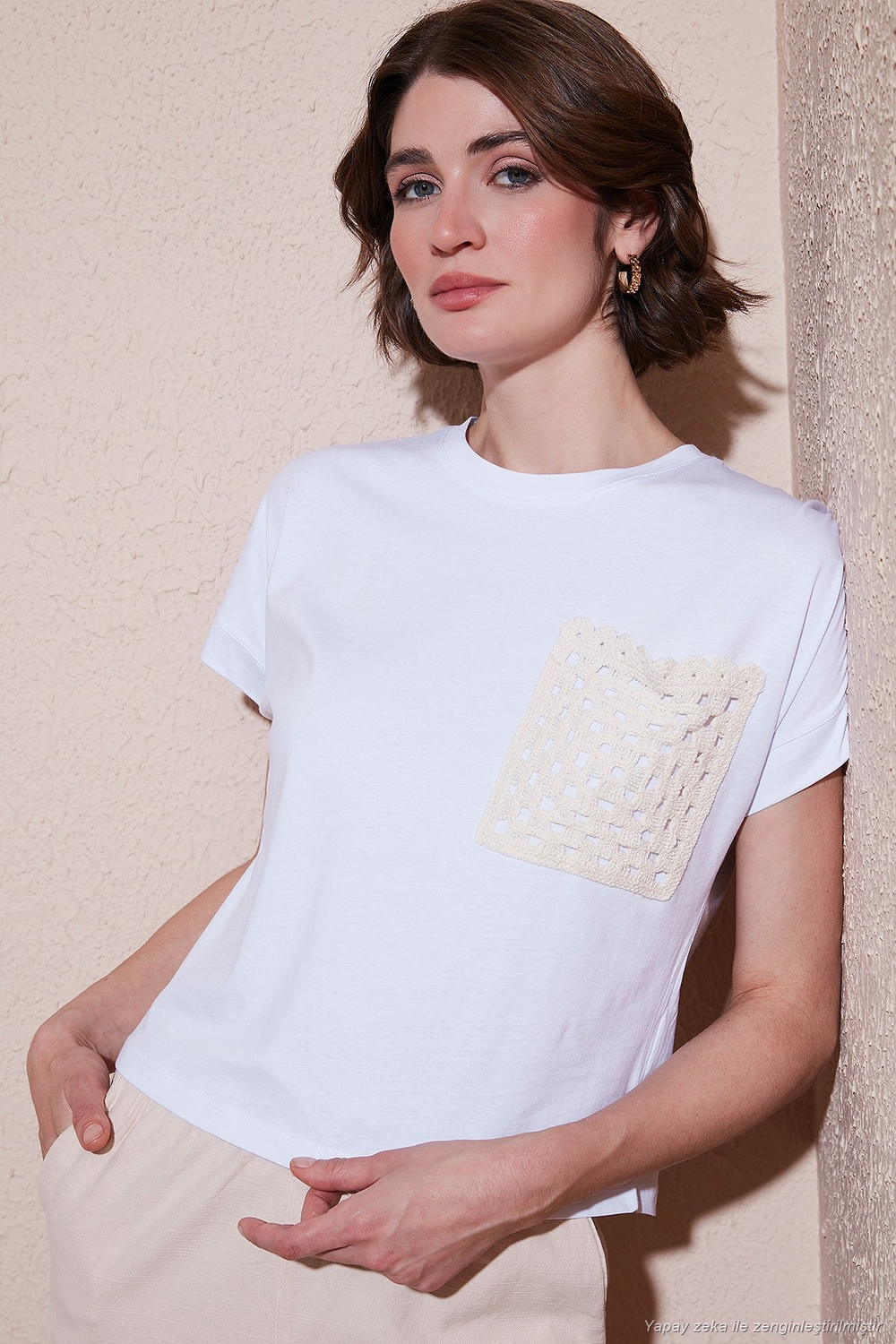 Pamuklu Tek Cepli Regular Fit Bisiklet Yaka Kadın T Shirt 5865818 BEYAZ