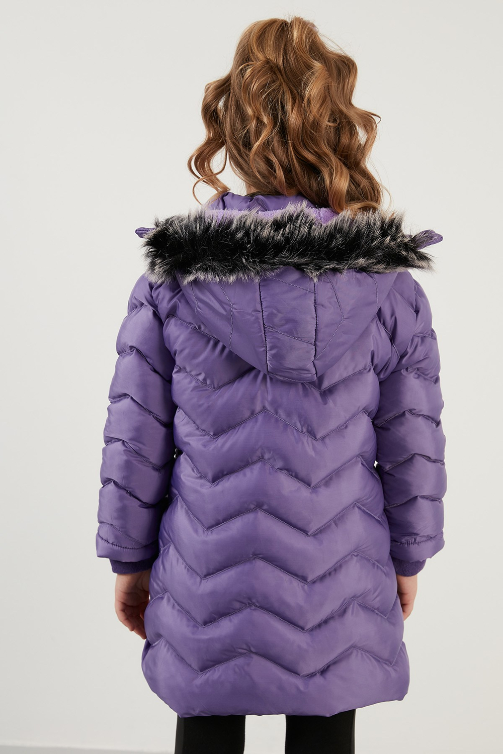 Peluş Astarlı Yakası Suni Kürklü Çıkarılabilir Kapüşonlu Kışlık Kız Çocuk Mont 5766041 LİLA