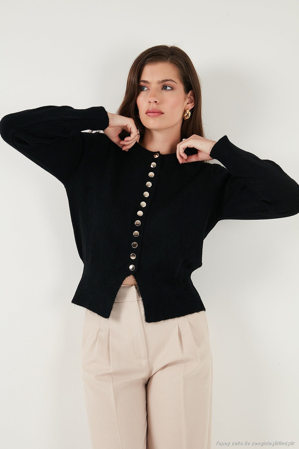 Premium Comfort Fit Yuvarlak Yaka Crop Triko Kadın Hırka 680HI00164 SİYAH