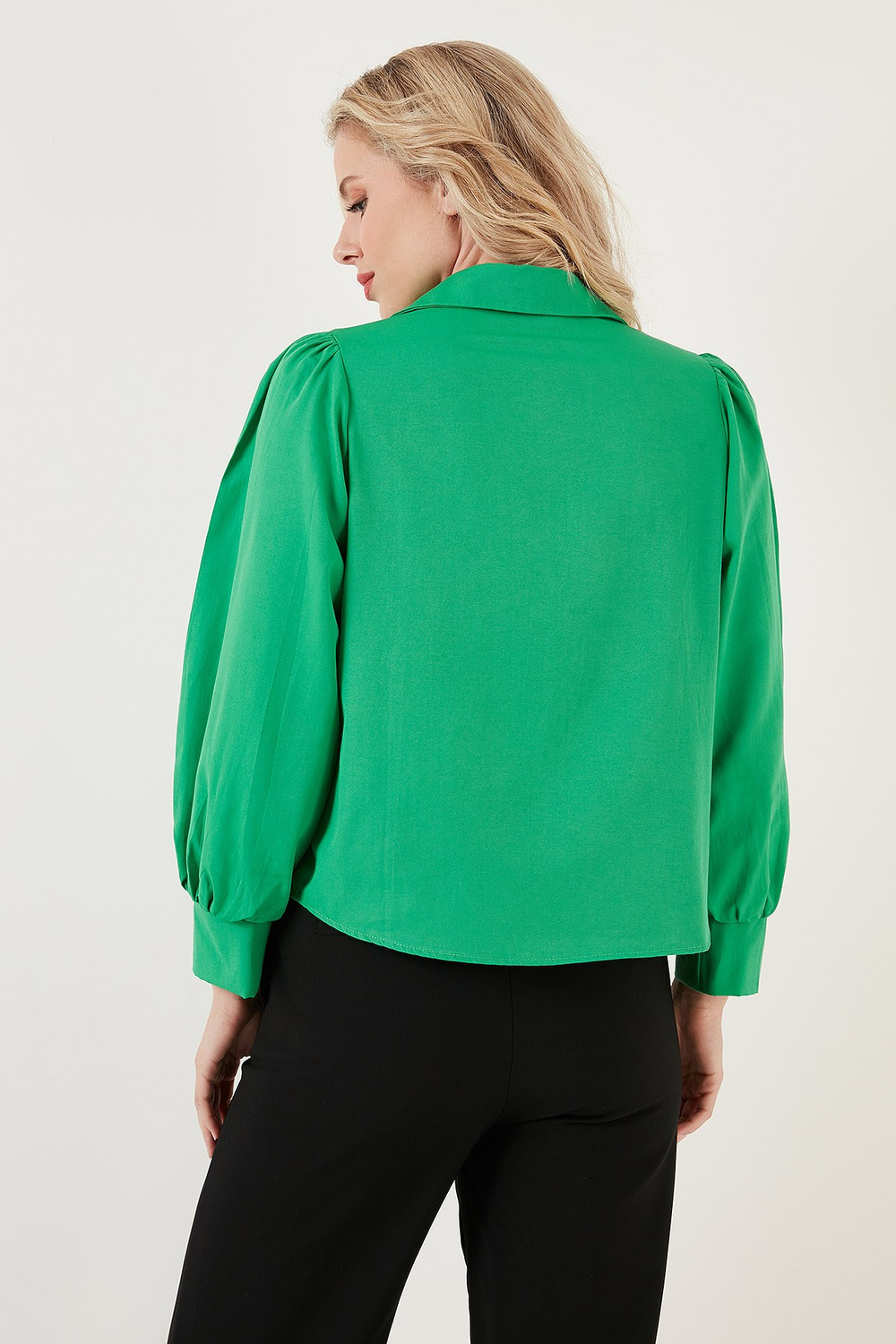 Regular Fit Balon Kollu Poplin Kadın Gömlek 611GO0153 BENETTON