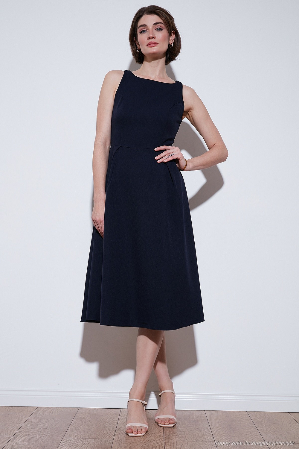Regular Fit Bisiklet Yaka Cepli Pileli Midi Boy Abiye ve Mezuniyet Kadın Elbise 6111963 LACİVERT