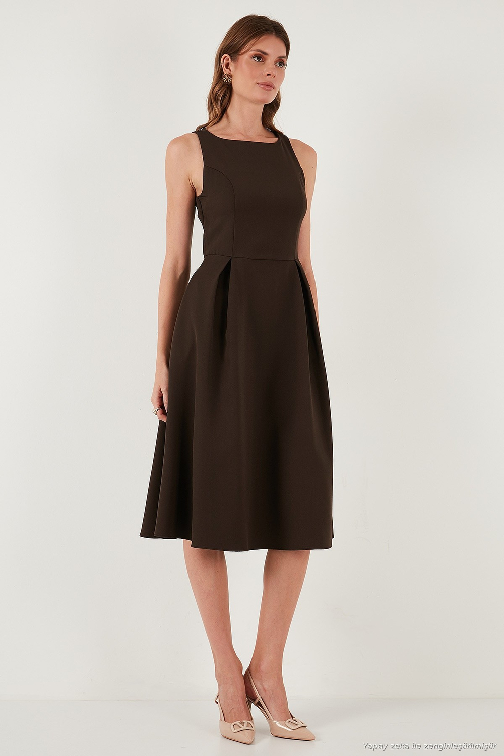 Regular Fit Bisiklet Yaka Cepli Pileli Midi Boy Abiye ve Mezuniyet Kadın Elbise 6111963 KAHVE