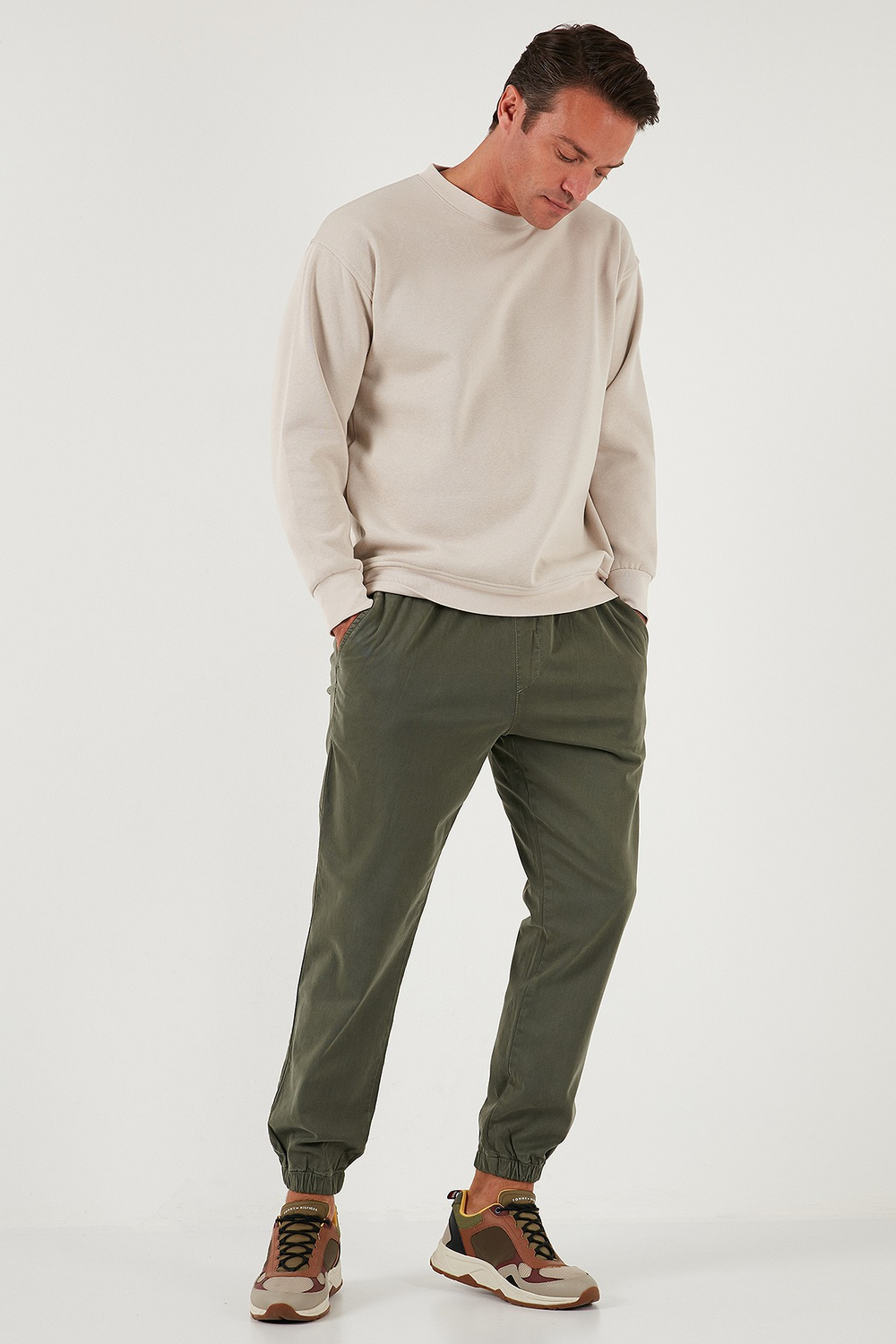 Regular Fit Bisiklet Yaka Pamuklu İçi Tüylü Yumuşak Şardonlu Erkek Sweat 5905255 KUM