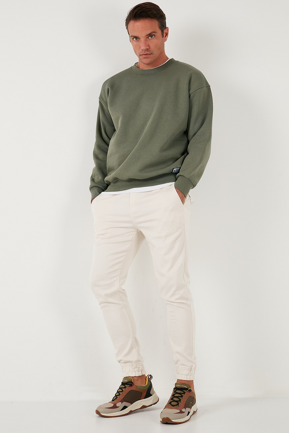 Regular Fit Bisiklet Yaka Pamuklu İçi Tüylü Yumuşak Şardonlu Erkek Sweat 5905255 HAKİ