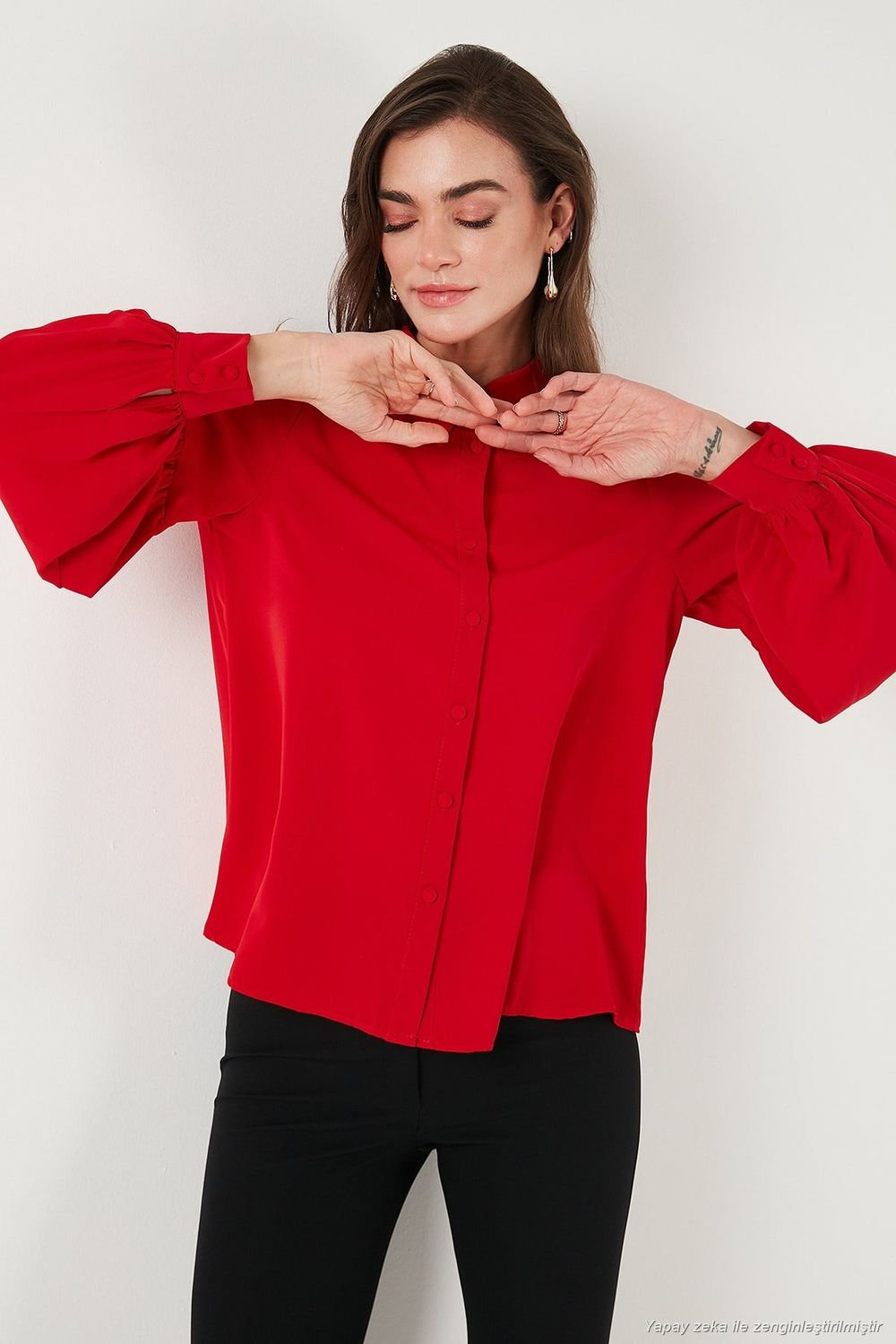 Regular Fit Dikiş Detaylı Düz Yaka Balon Kol Kadın Gömlek 611GO00003 KIRMIZI