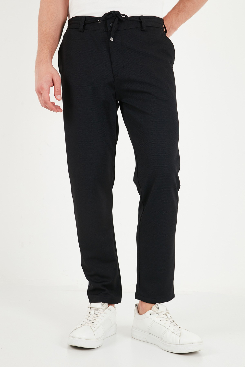 Regular Fit Düz Paça Bağlamalı Erkek Pantolon 6843700 SİYAH