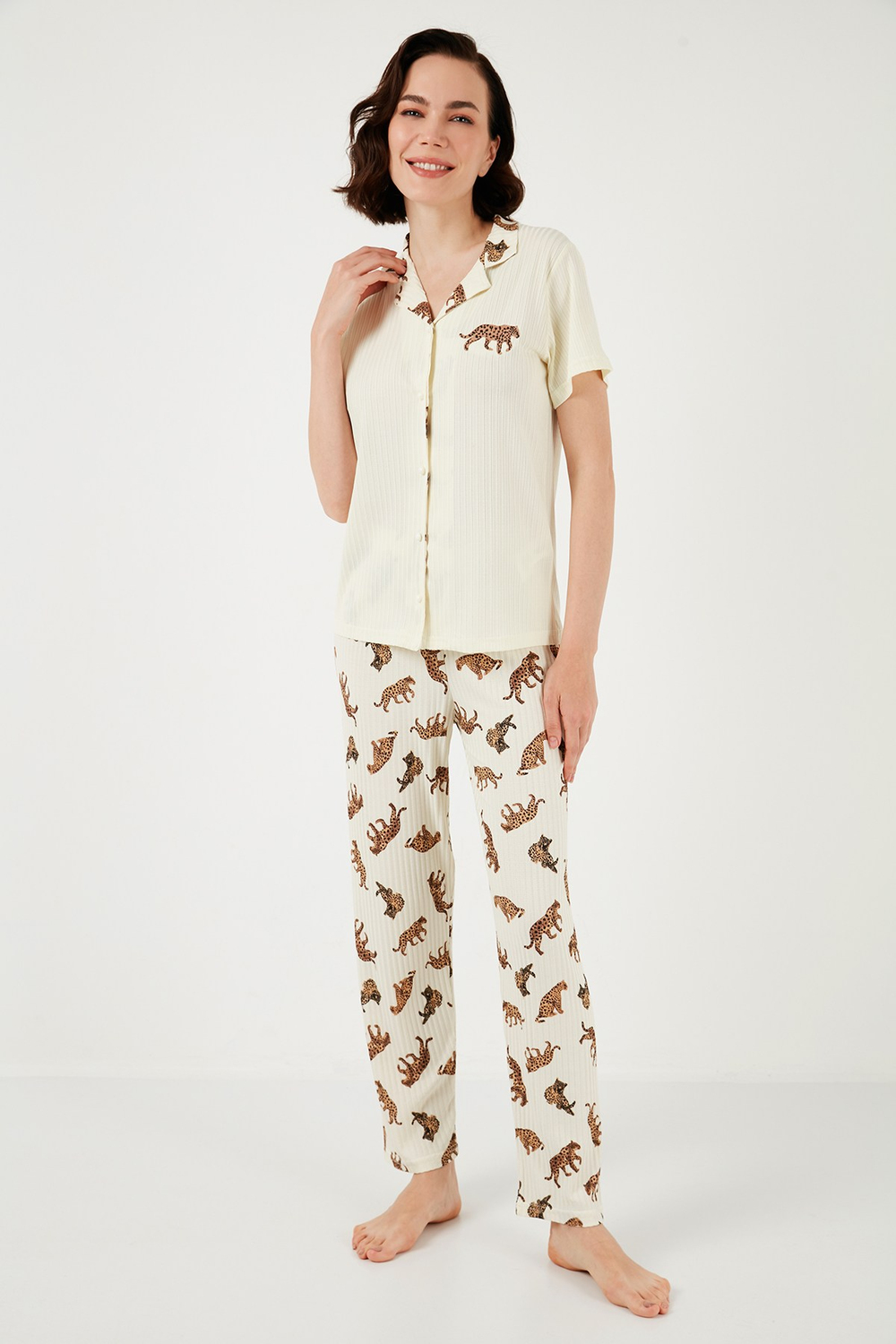 Regular Fit Gömlek Yaka Kısa Kollu Kadın Pijama Takımı 65740102 BEJ