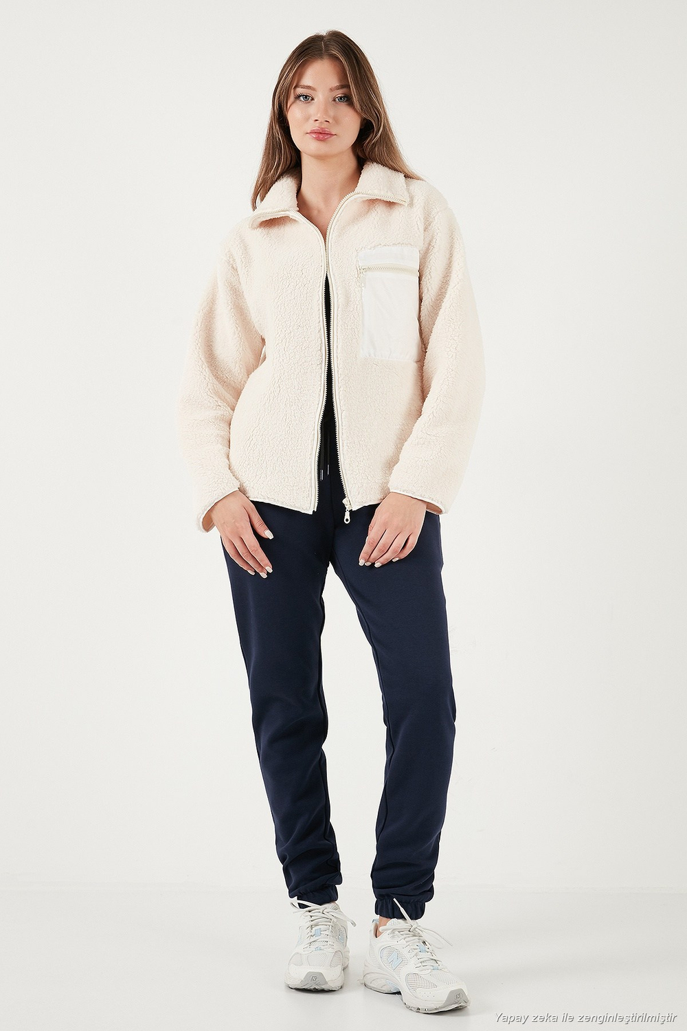 Regular Fit Klasik Yaka Göğüs Cep Detaylı Peluş Hırka Kadın Polar 5866437 KREM