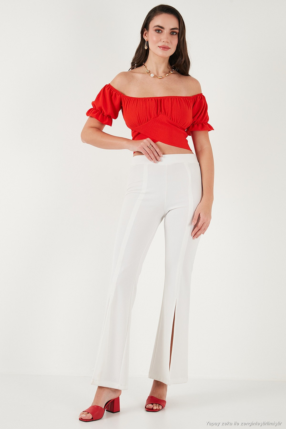 Regular Fit Madonna Yaka Bağlama Detaylı Crop Kadın Bluz 6527017 NAR ÇİÇEĞİ