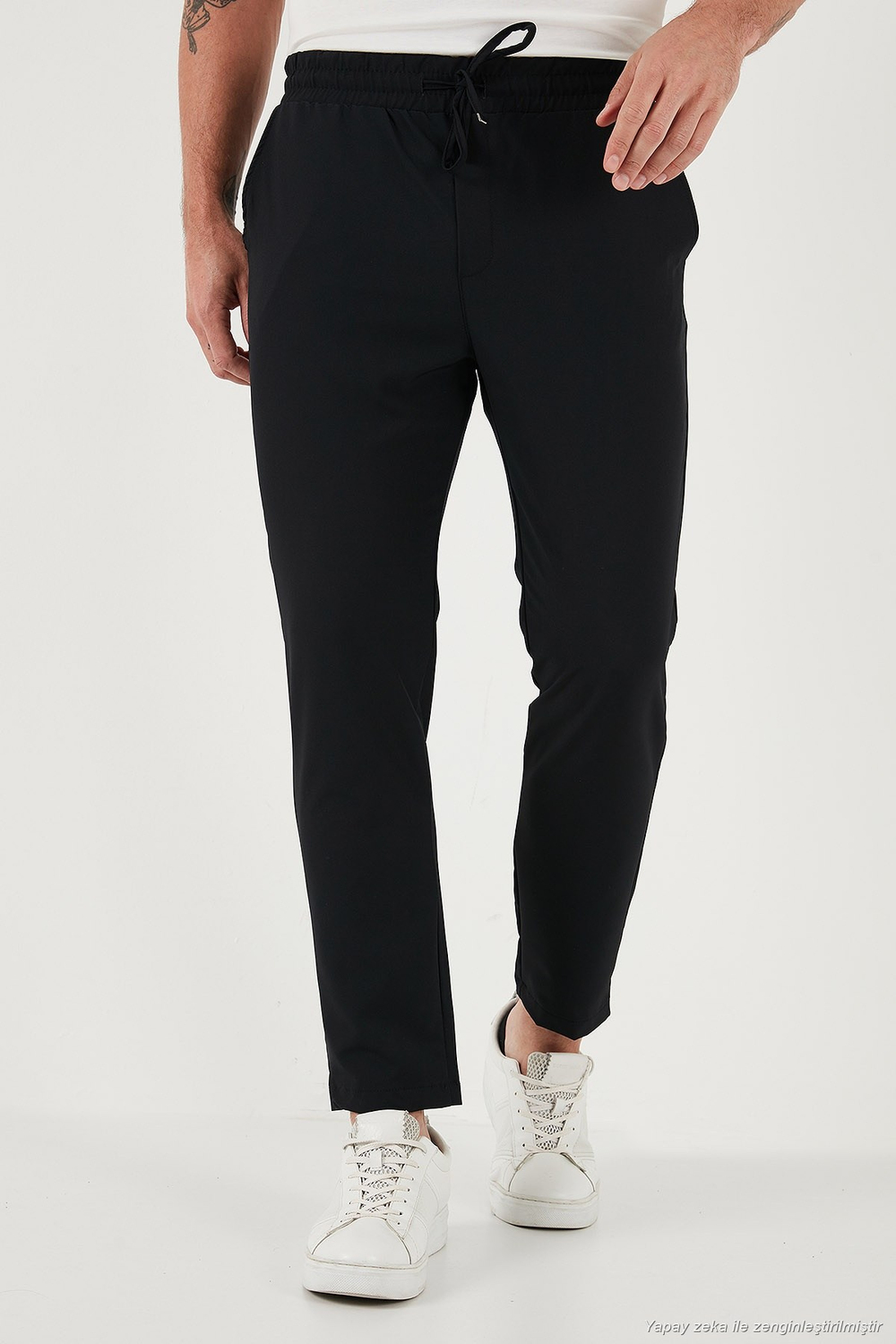 Regular Fit Normal Bel Düz Paça Bağlamalı Jogger Erkek Pantolon CF25617801 SİYAH