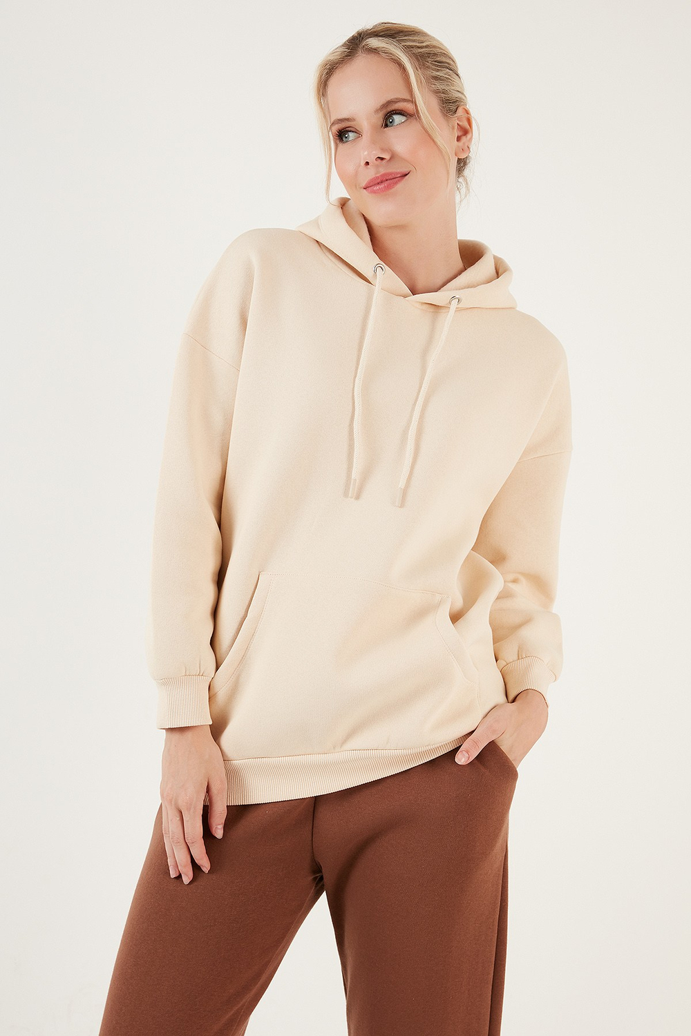 Regular Fit Pamuklu Kapüşonlu Yaka Şardonlu Kışlık Kadın Sweat 5863854 TAŞ