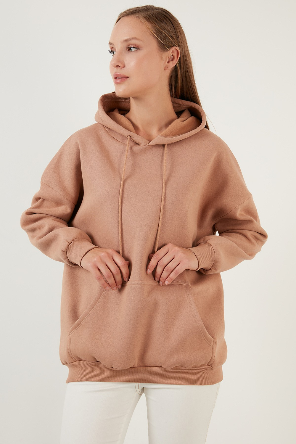 Regular Fit Pamuklu Kapüşonlu Yaka Şardonlu Kışlık Kadın Sweat 5863854 BİSKÜVİ