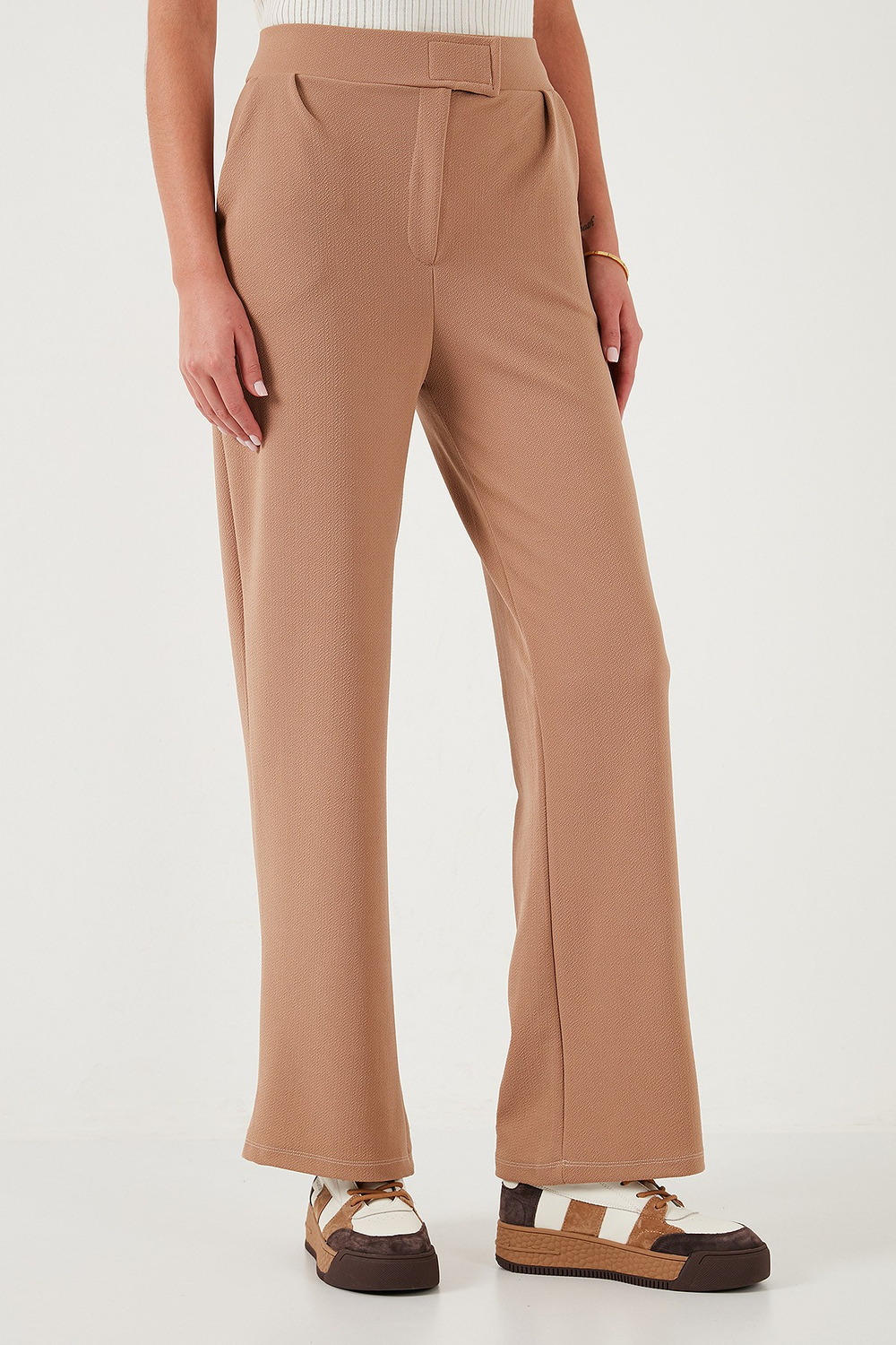 Regular Fit Yüksek Bel Bol Paça Kadın Pantolon 5861279 TABA