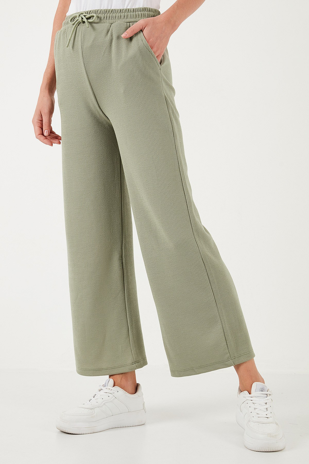Regular Fit Yüksek Bel Geniş Paça Kadın Pantolon 5865882 Olive