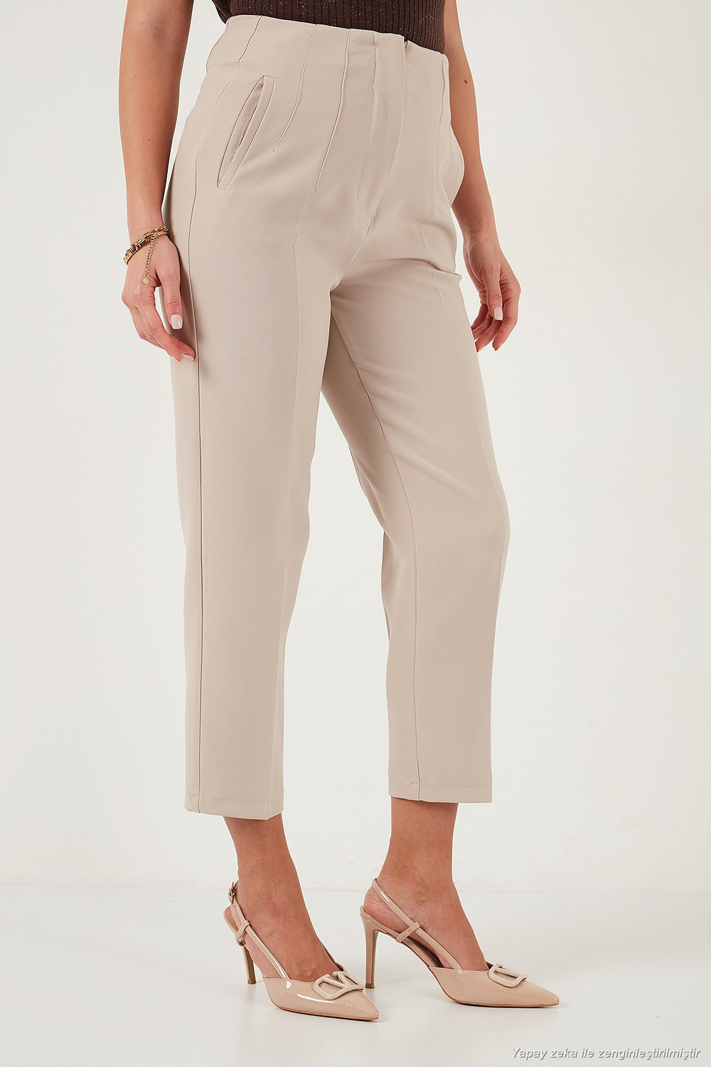 Regular Fit Yüksel Bel Düz Paça Havuç Kadın Pantolon 68350109 TAŞ