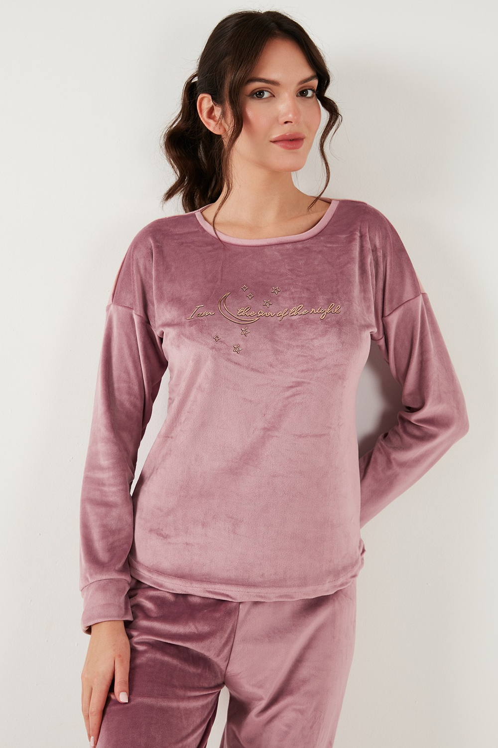Regular Fit Yumuşak Dokulu Kadife Kadın Pijama Takımı 6094200W4 PUDRA