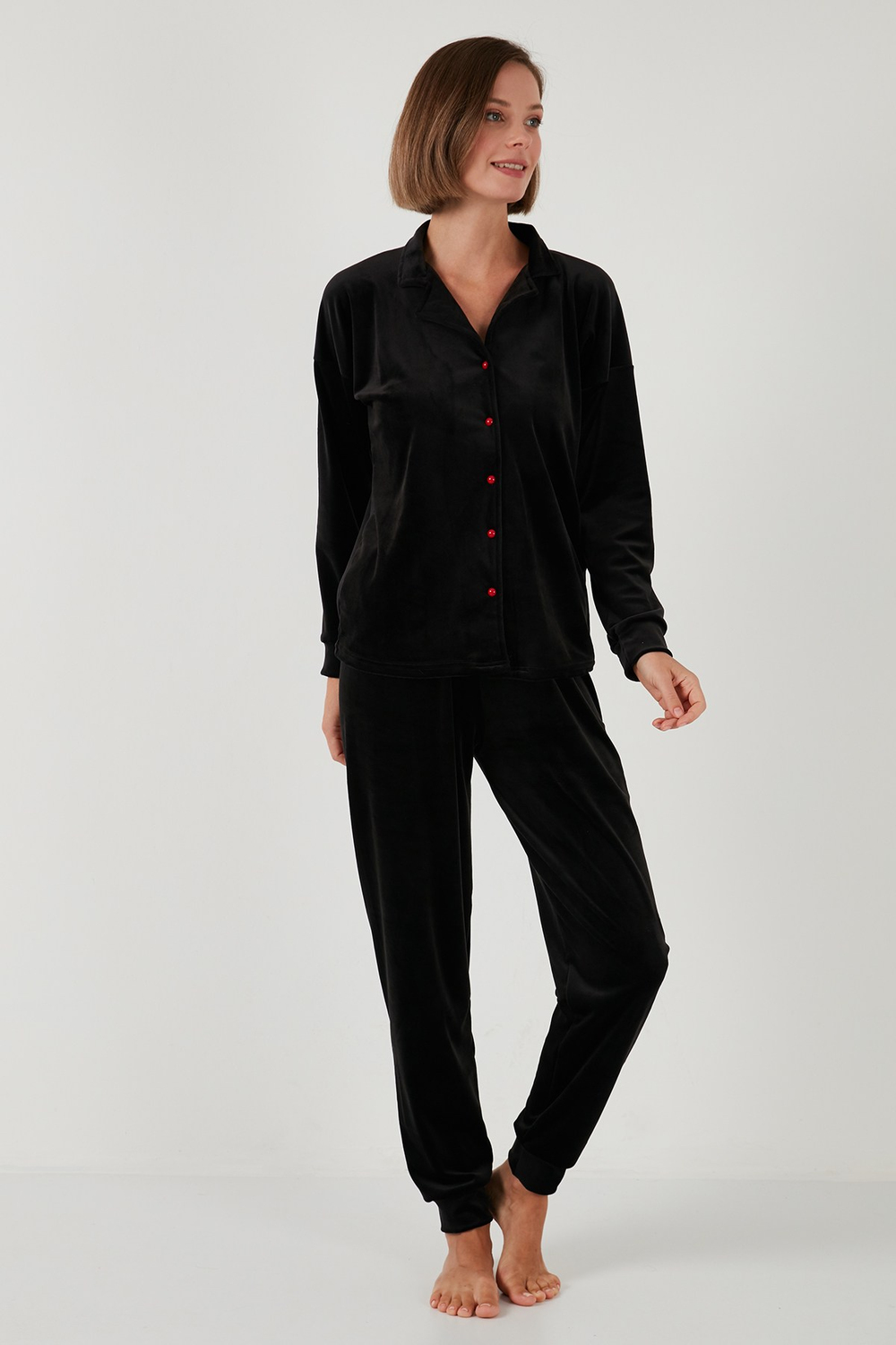 Regular Fit Yumuşak Dokulu Parlak Kadife Ribanalı Kadın Pijama Takımı 6097110 SİYAH