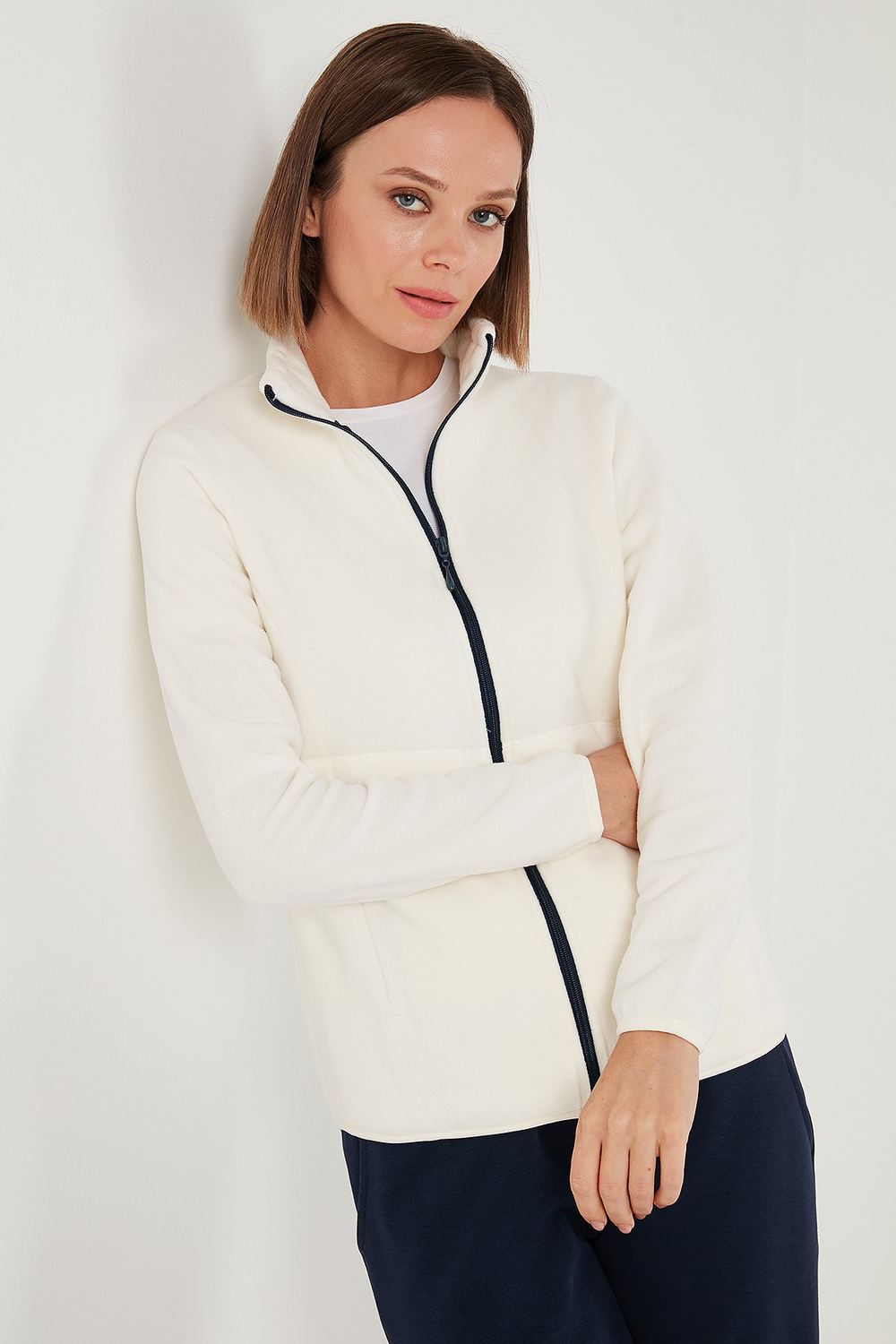 Slim Fit Anti-Pilling Tüylenme Yapmayan Fermuarlı  Polar Kadın Hırka 5907012 EKRU