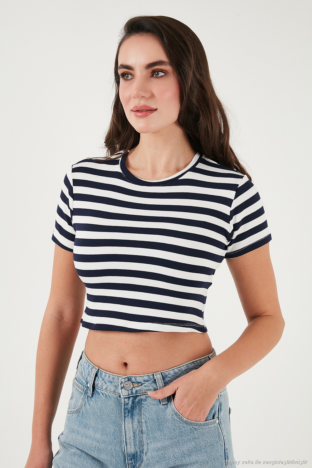 Slim Fit Bisiklet Yaka Çizgili Crop Kadın T Shirt 5866110 LACİVERT