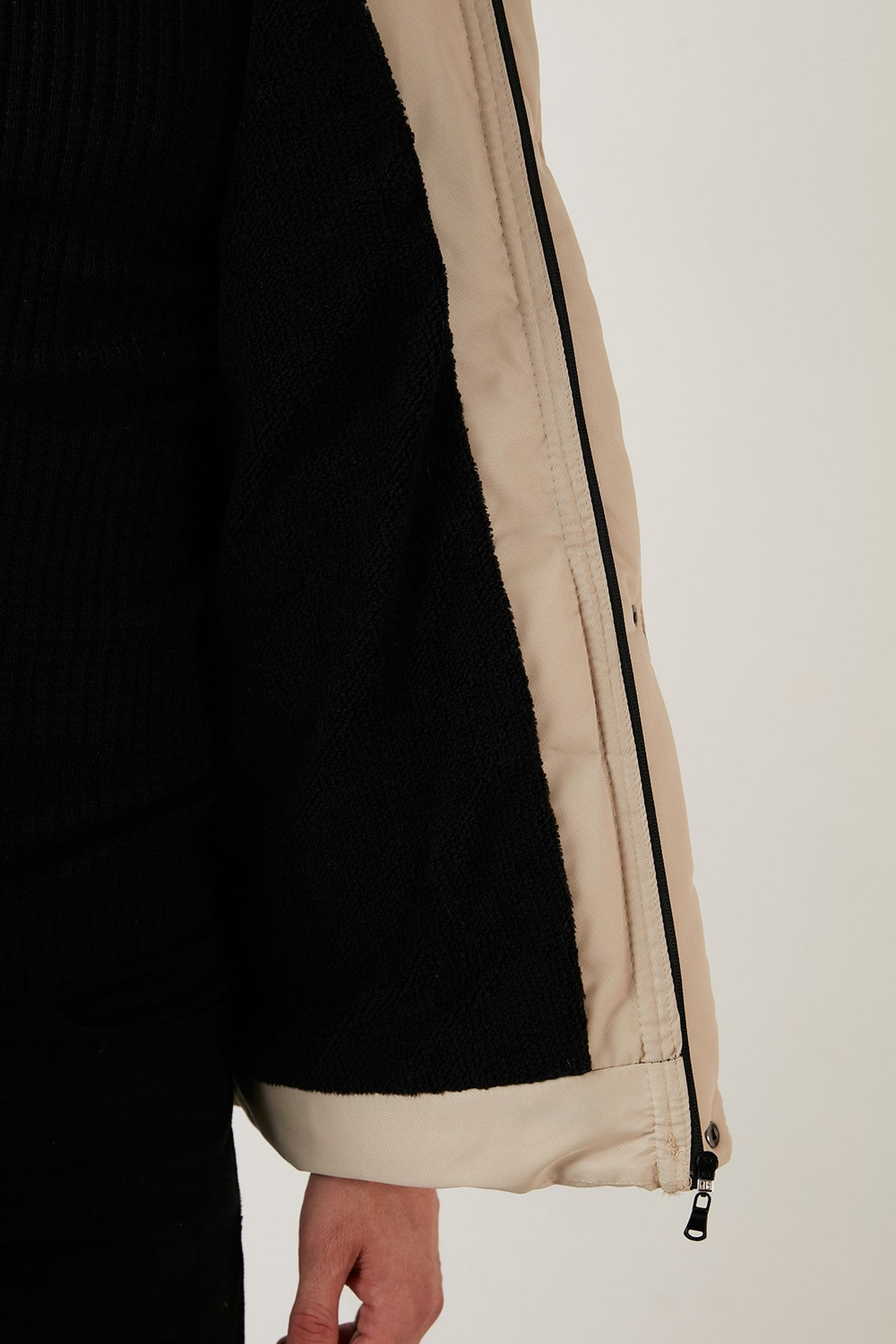 Slim Fit Çıkarılabilir Suni Tüylü Kapüşonlu Şişme Erkek Mont 5760076 SİYAH-TAŞ