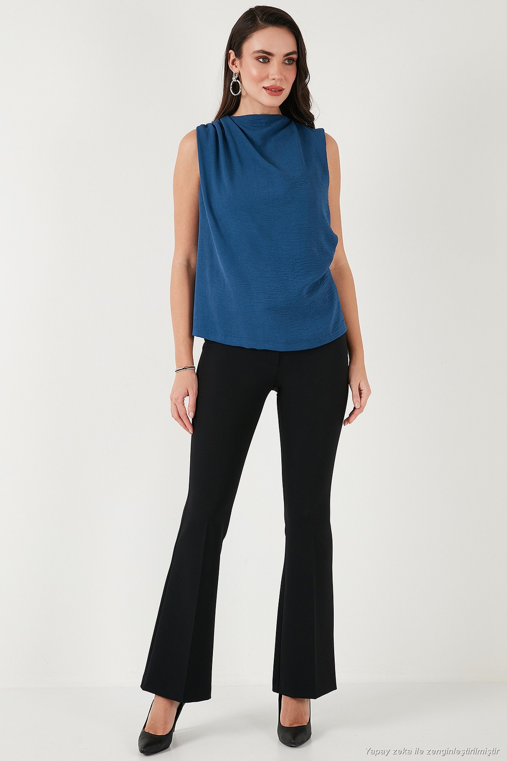 Slim Fit Dik Yaka Omuz Büzgülü Kadın Bluz 6527836 İNDİGO