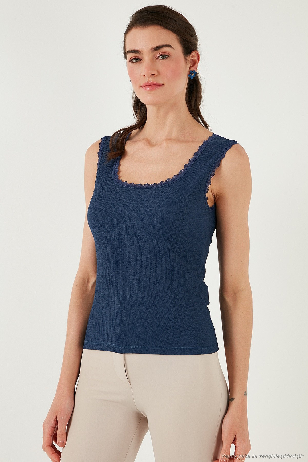 Slim Fit Kalın Askılı Dantelli Kare Yaka Bürümcük Kadın Atlet 5864979 İNDİGO