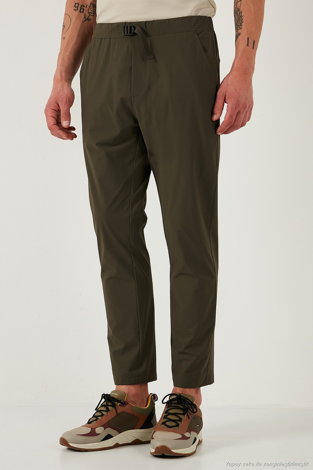 Slim Fit Lastikli Bel Boru Paça Kemer Detaylı Erkek Pantolon 5543S86JMILANO HAKİ