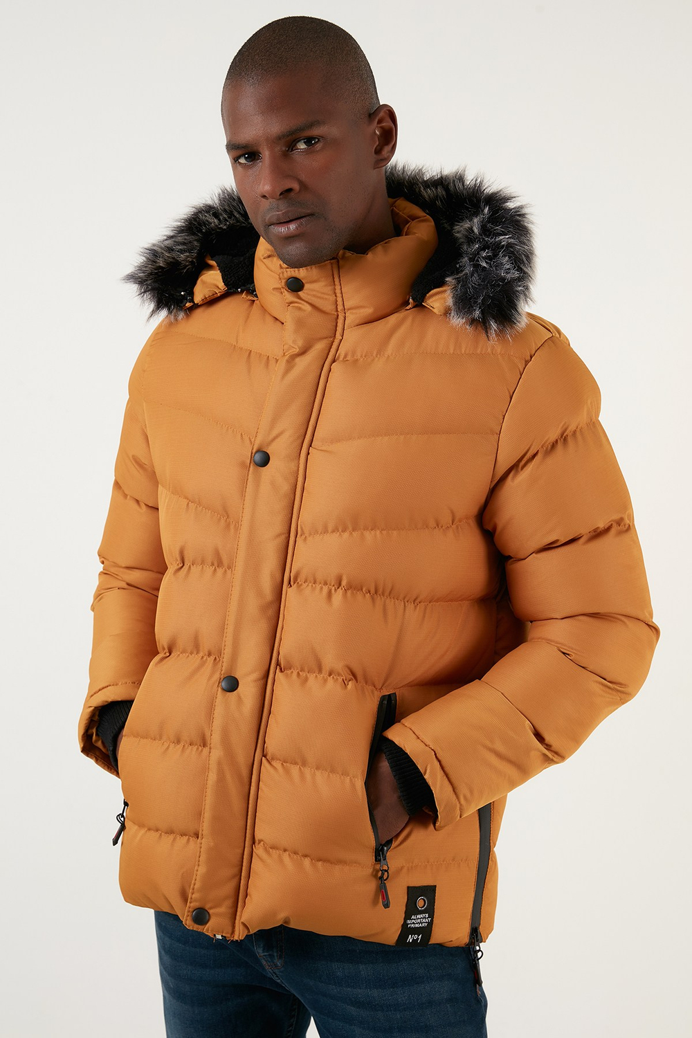 Slim Fit Suni Kürklü Peluş Astarlı Çıkarılabilir Kapüşonlu Şişme Erkek Mont 5761080 B HARDAL