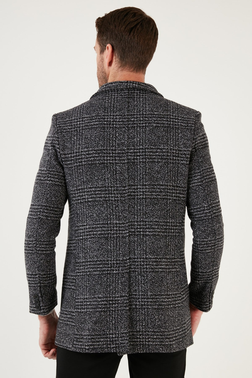 Slim Fit Tek Yırtmaçlı Düğmeli Astarlı Kaşe Erkek Kaban 5840110E Siyah Ekoseli