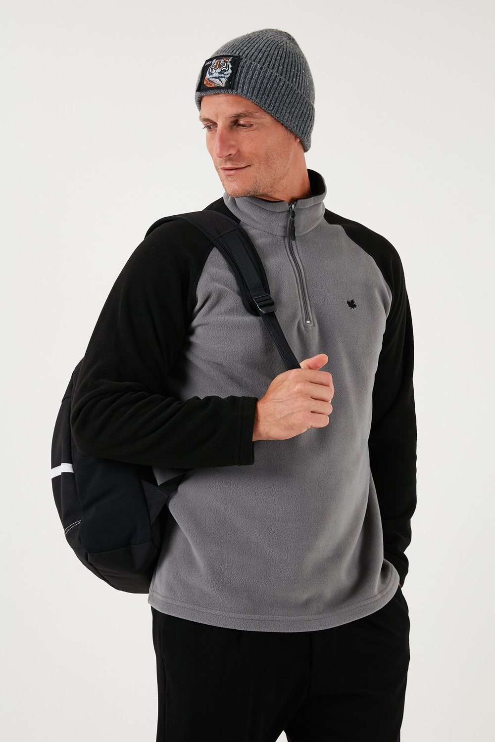 Slim Fit Yarım Fermuarlı Soğuk Geçirmez Kışlık Şardonlu Erkek Polar 5906055 GRİ