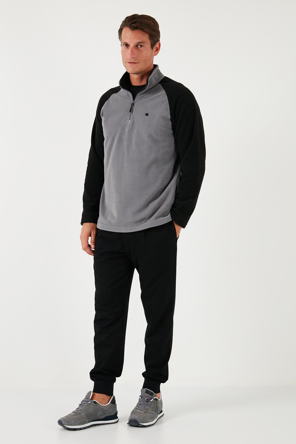 Slim Fit Yarım Fermuarlı Soğuk Geçirmez Kışlık Şardonlu Erkek Polar 5906055 GRİ