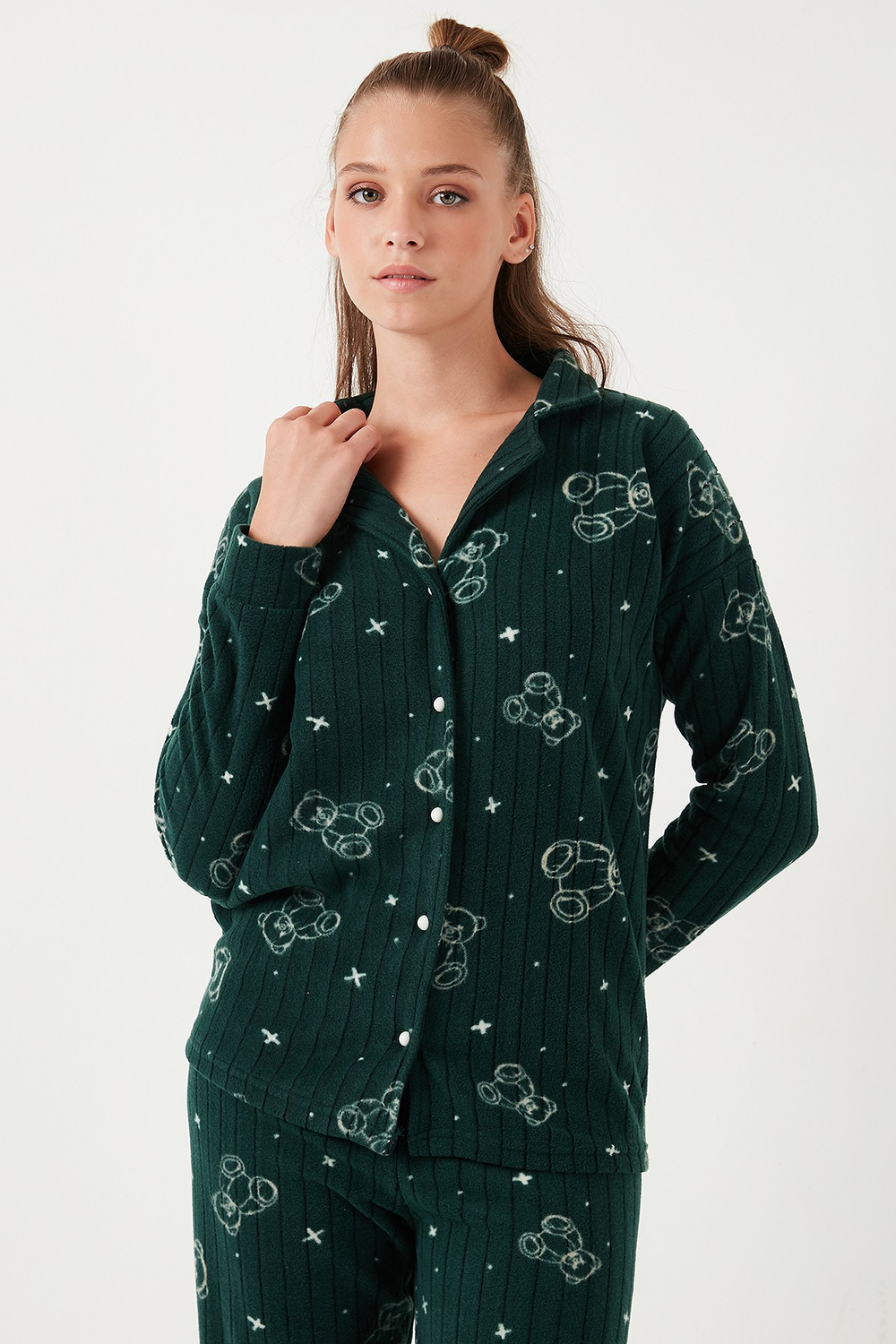 Standart Fit Düğmeli Polarlı Kadın Pijama Takımı 6095616 YEŞİL
