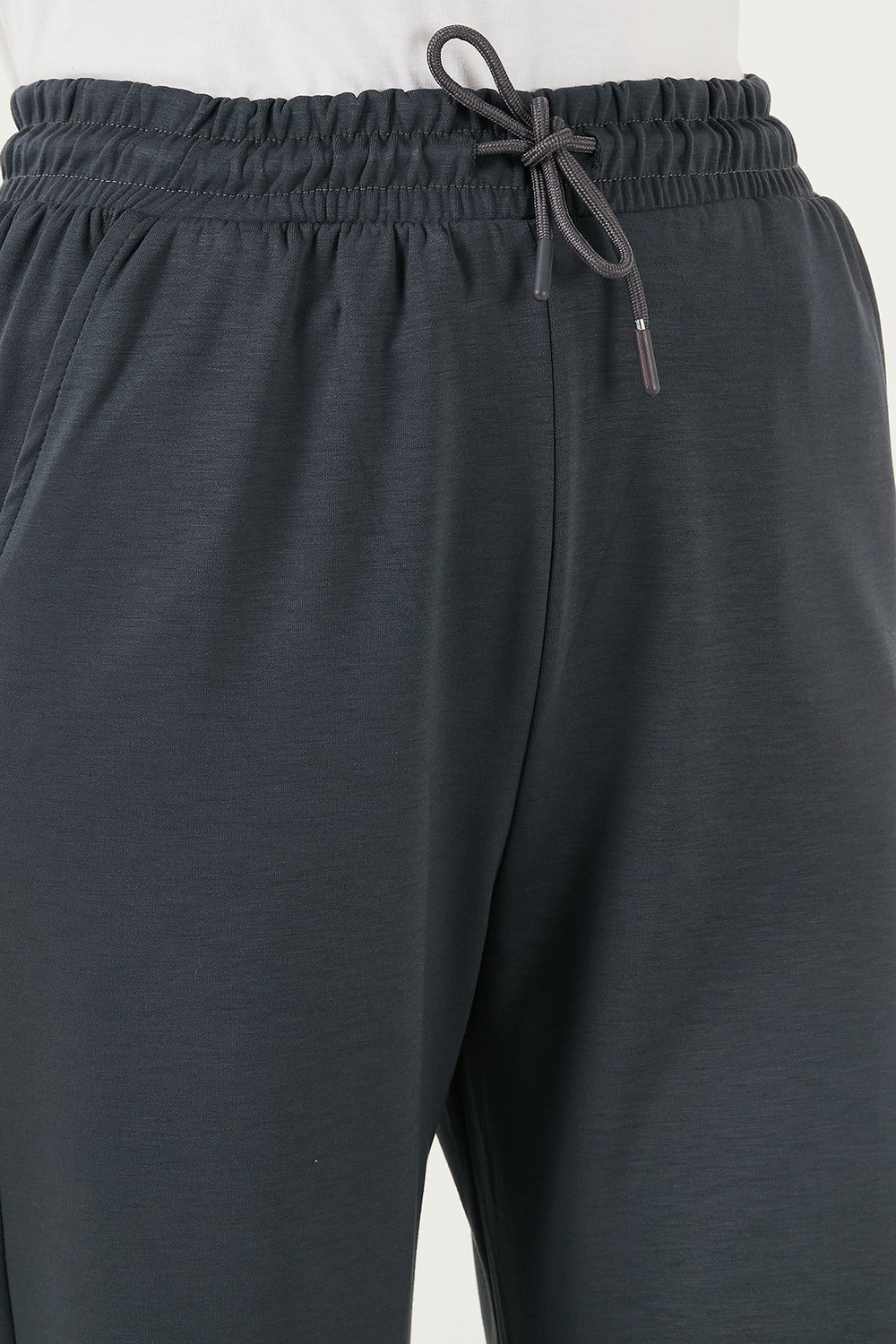 Streç Bol Paça Regular Fit OYSHO Kumaş Kadın Eşofman Altı 5865881 FÜME