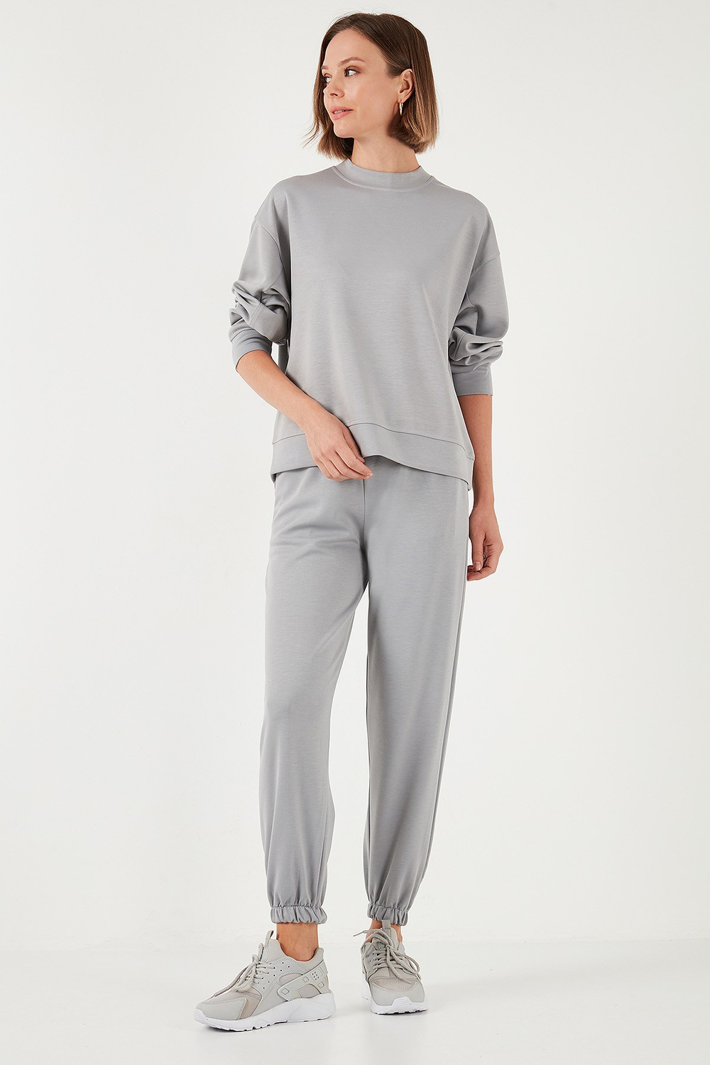 Streç Regular Fit OYSHO Kumaş Kadın Eşofman Altı 5865798O GRİ
