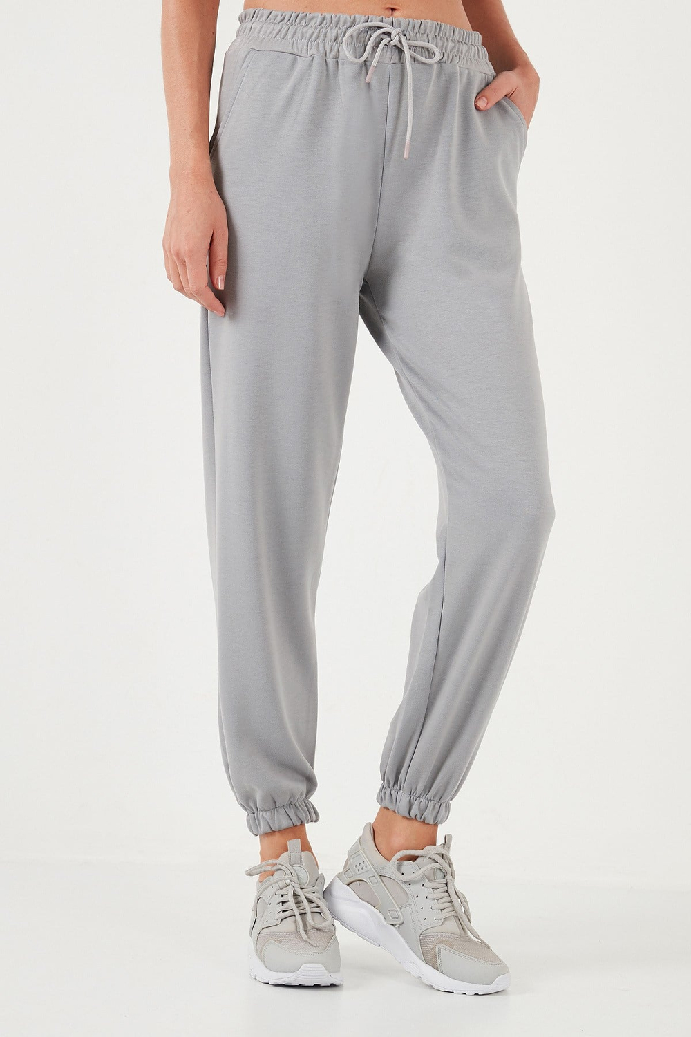 Streç Regular Fit OYSHO Kumaş Kadın Eşofman Altı 5865798O GRİ