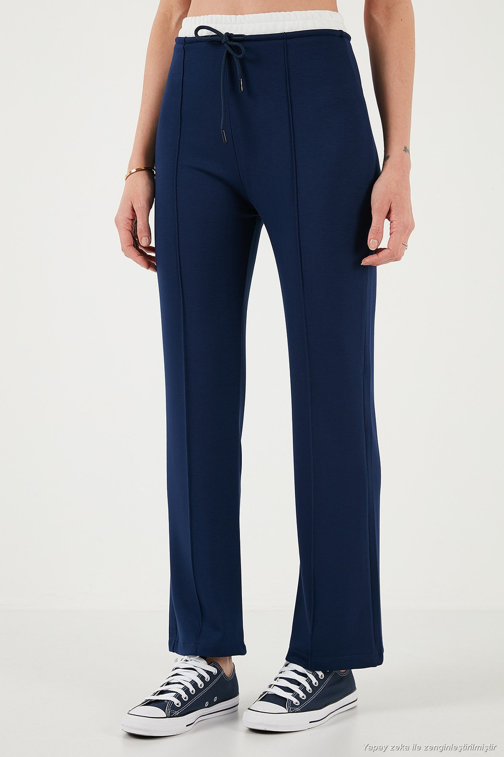 Streç Slim Fit Yüksek Bel Geniş Paça Çimalı Kadın Eşofman Altı 5866078 LACİVERT