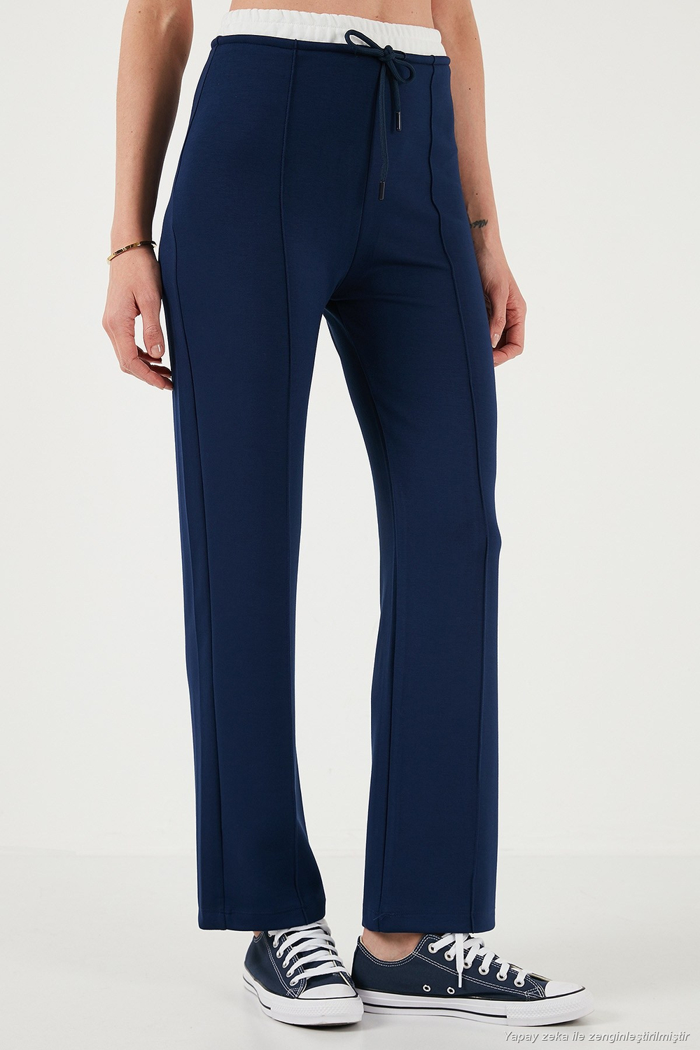 Streç Slim Fit Yüksek Bel Geniş Paça Çimalı Kadın Eşofman Altı 5866078 LACİVERT