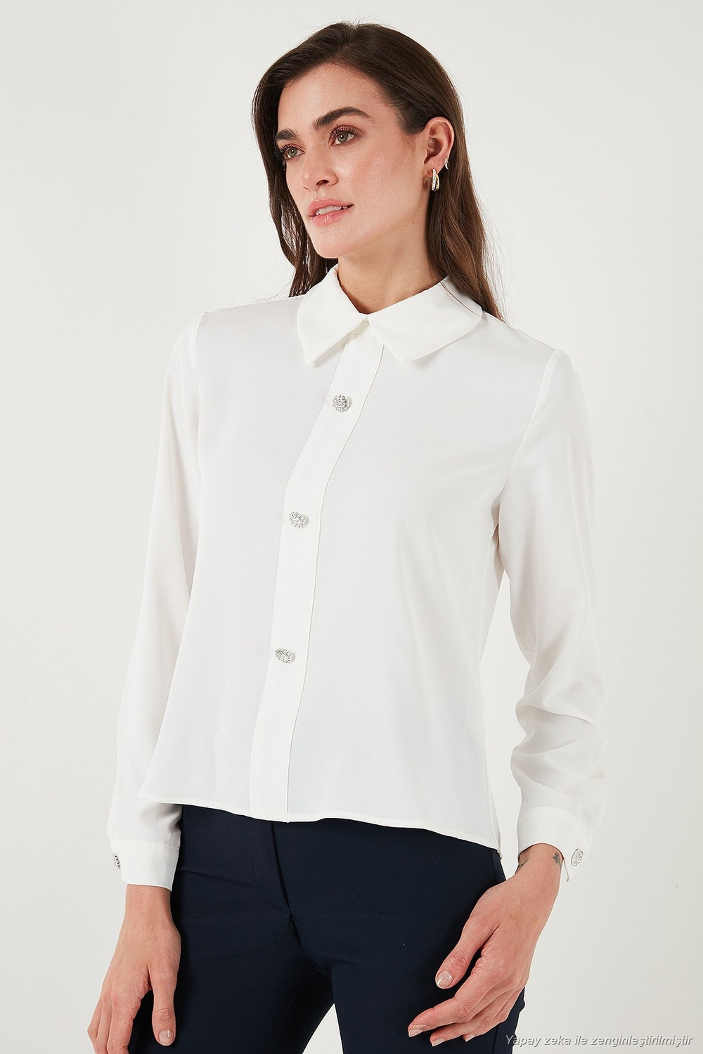 Taşlı Regular Fit Gömlek Yaka Fermuarlı Kadın Bluz 611BZ0493 EKRU