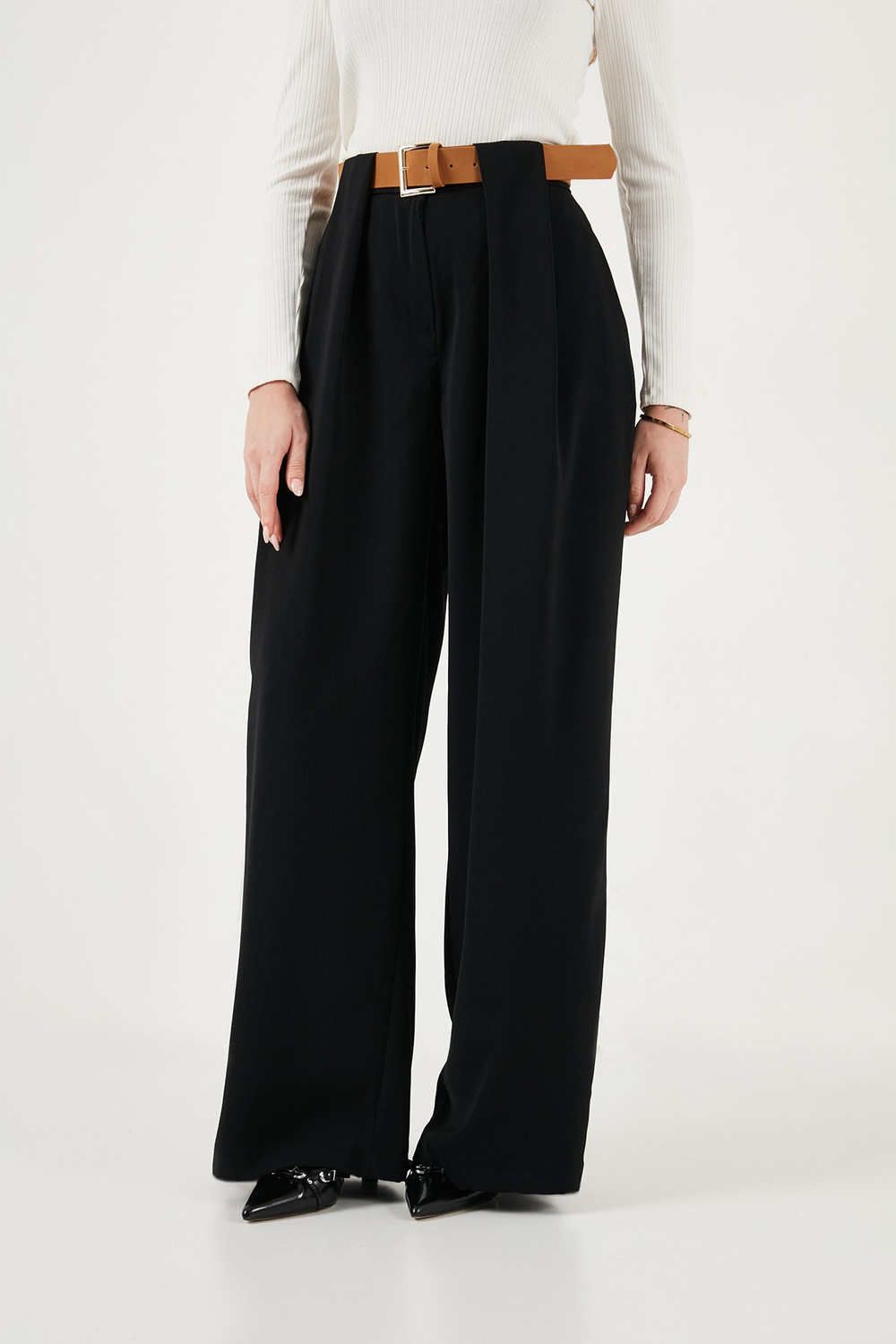 Wide Leg Yüksek Bel Bol Paça Kemer Detaylı Kadın Pantolon 6923855 SİYAH