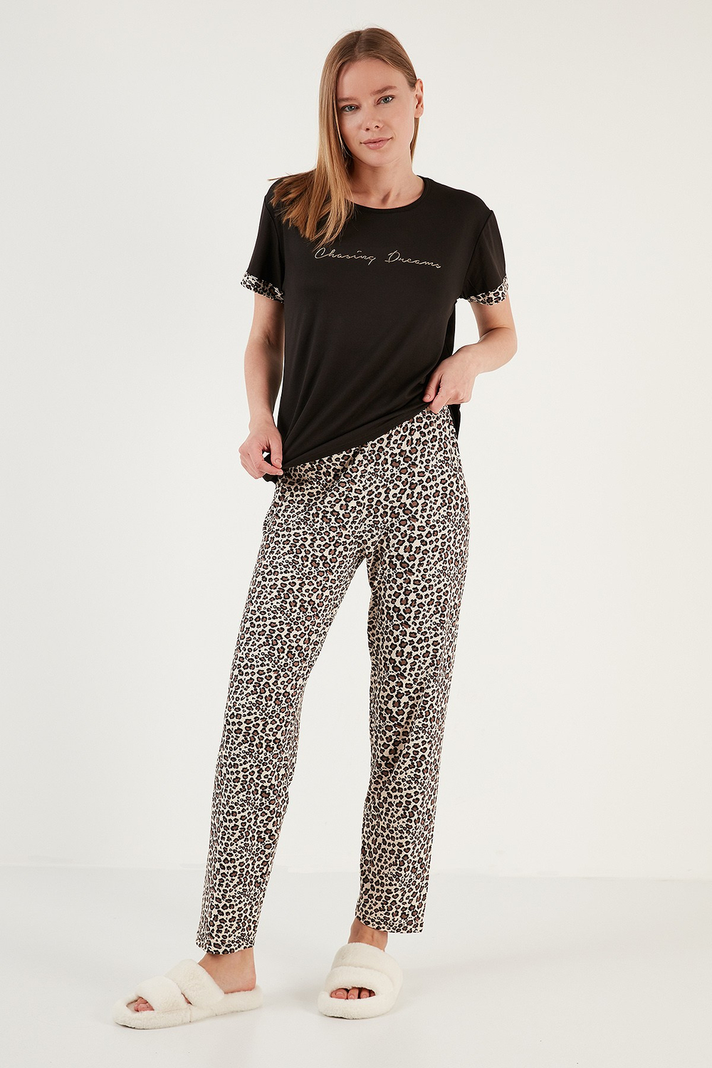 Yumuşak Dokulu Bisiklet Yaka Kadın Pijama Takımı 6097605 SİYAH-LEOPAR