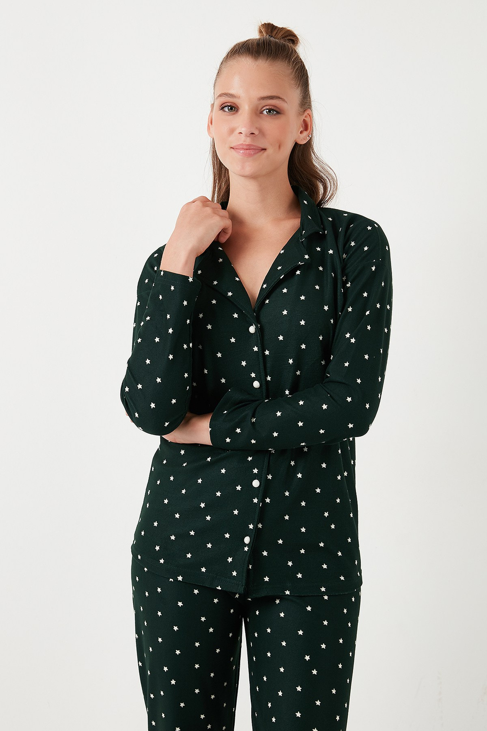 Yumuşak Dokulu Standart Fit Düğmeli Uzun Kollu Kışlık Kadın Pijama Takımı 60956601 YEŞİL