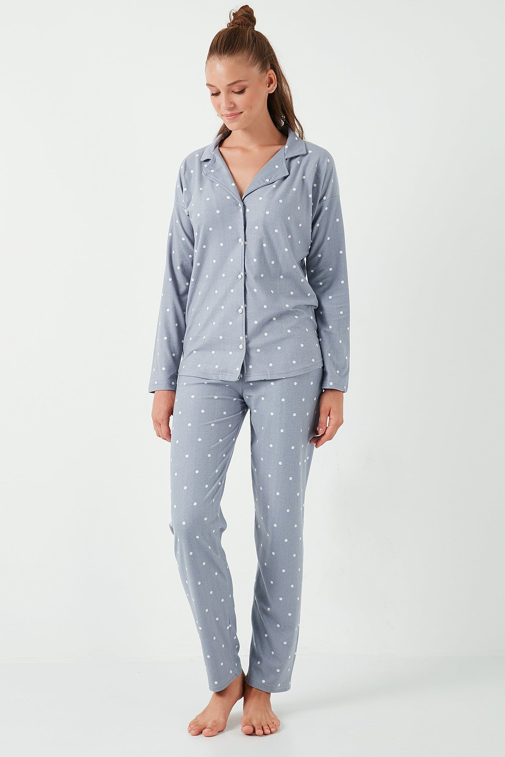 Yumuşak Dokulu Standart Fit Düğmeli Uzun Kollu Kışlık Kadın Pijama Takımı 60956601 GRİ